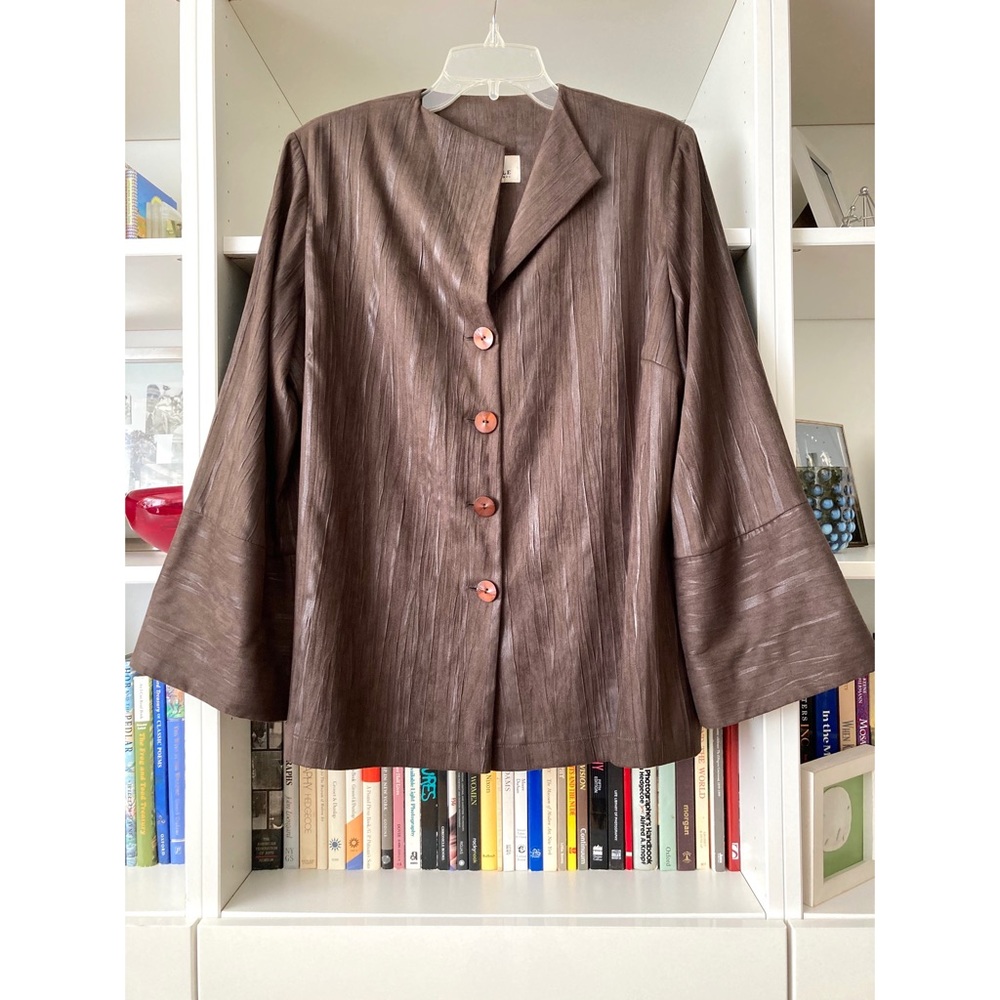 Emmelle brown textured top, size S
